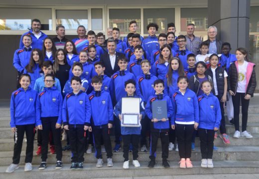 Recepción no concello ao Natural Sport polos campionatos galegos cadete e sub 21